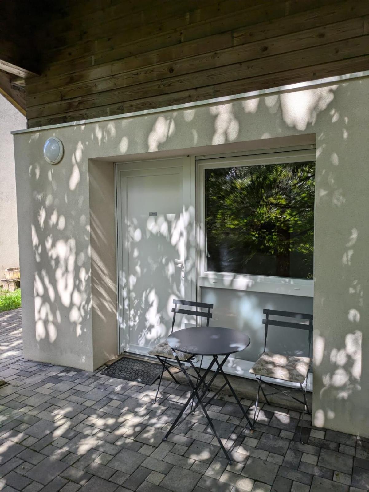 Studio Rez De Chaussee Avec Terrasse Centre Thermal Et Touristique - Casa Amnéville Exterior foto
